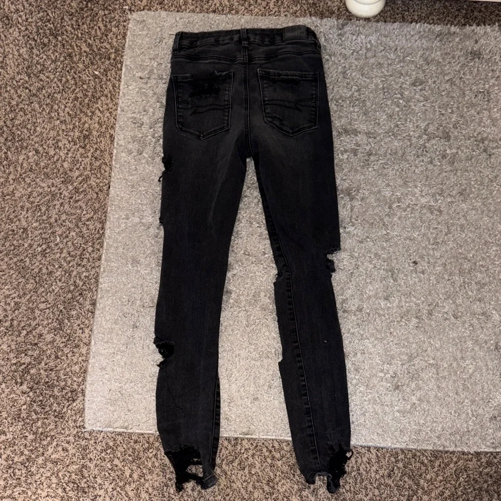 AEO Forever Soft Ripped Super High- Waisted Jegging, Size 2 Regular